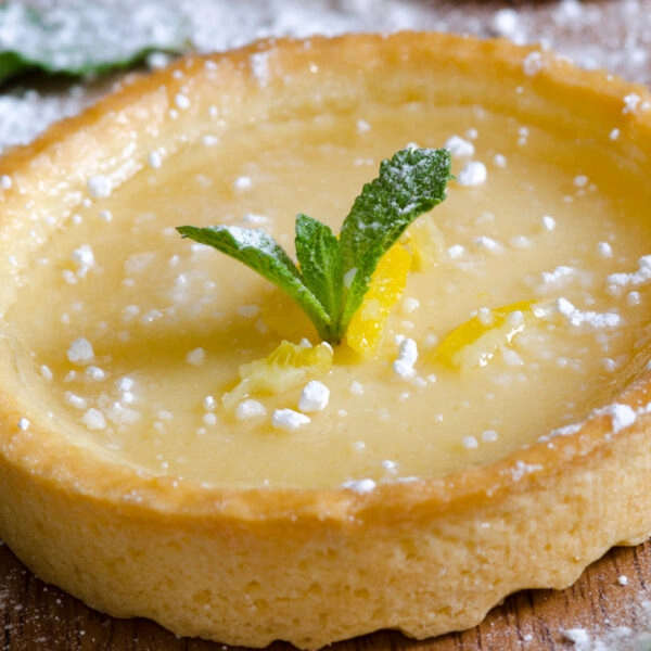 Catherine’s Lemon Traybake